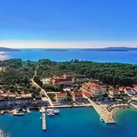 Apartment Consuela Brodarica (Sibenik-Knin)